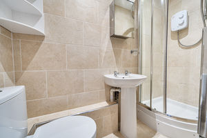 Annexe Shower Room- click for photo gallery